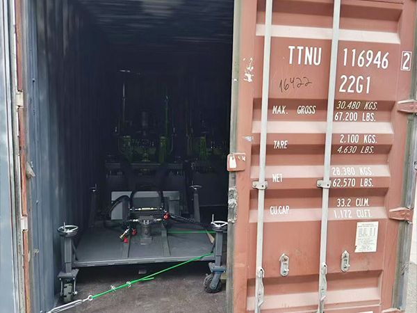 發貨現(xiàn)場(chǎng)